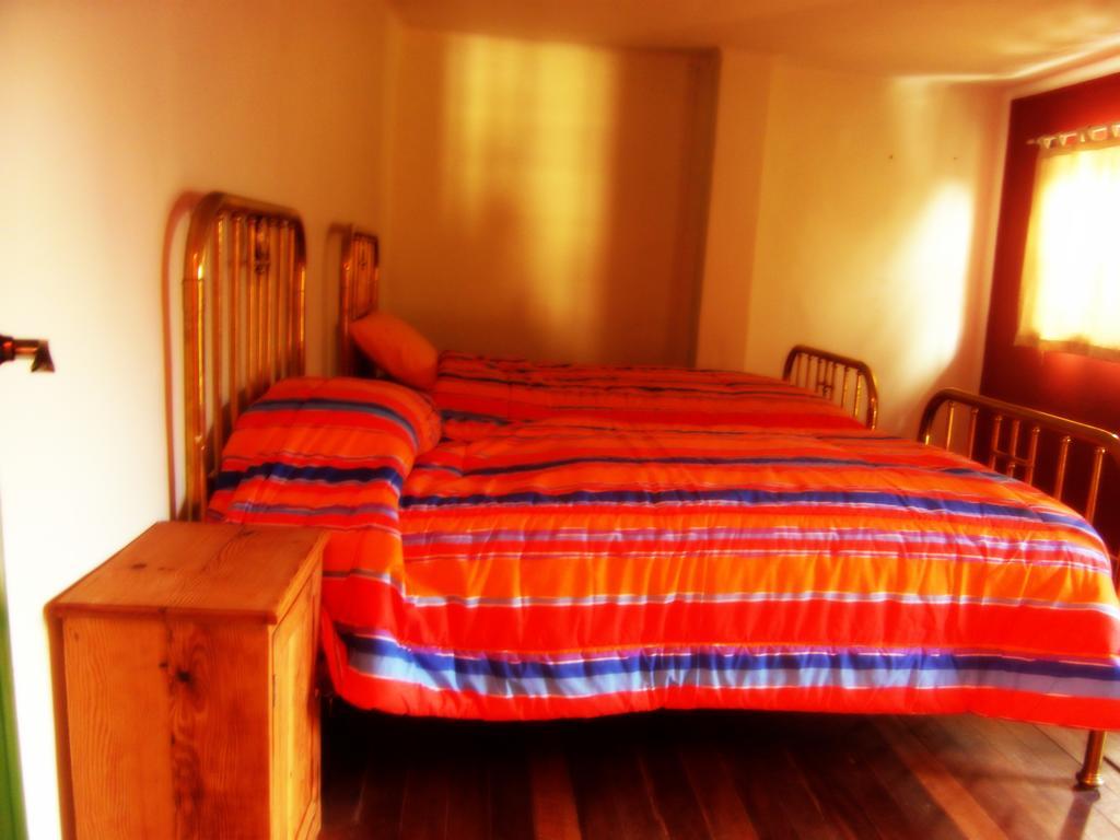 לה פאז Anata Hostal חדר תמונה